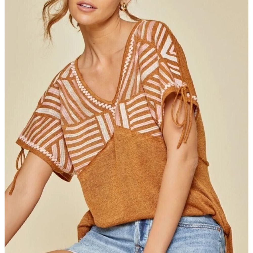 Savanna Jane Tan Embroidered Babydoll Knit Relaxed Fit Women's Size Small Nwt